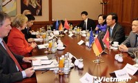 Bildungsminister Pham Vu Luan zu Gast in Deutschland