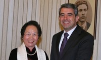Vizestaatspräsidentin Nguyen Thi Doan empfängt den bulgarischen Präsidenten Rosen Plewneliew 