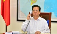 Premierminister Nguyen Tan Dung führt Telefongespräch mit Australiens Premierminister Tony Abbott