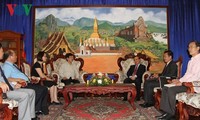 Arbeit der VOV-Delegation in Laos