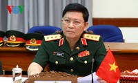 Generalleutnant Ngo Xuan Lich und Vizeverteidigungsminister Do Ba Ty werden zum General befördert
