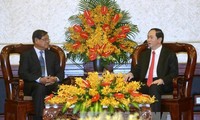 Staatspräsident Tran Dai Quang trifft den kambodschanischen Vizepremierminister