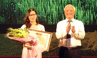 Auszeichnung des Schreibwettbewerbs über Landwirtschaft, Bauern und ländliche Räume