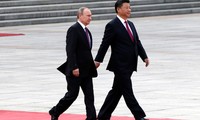 Russland und China schließen mehr als 30 Zusammenarbeitsabkommen ab