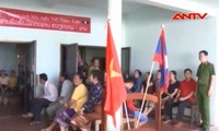 Jugendverband Vietnams bietet freiwillige medizinische Behandlung in Laos