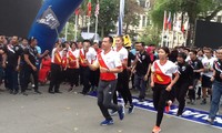 Vietnam veranstaltet Staffellauf zur Begrüßung von Sea Games 29 und Para Games 9