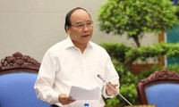 Premierminister Nguyen Xuan Phuc tagt mit Leitern der Provinz Binh Thuan