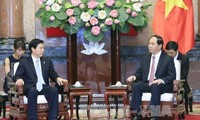 Staatspräsident Tran Dai Quang empfängt den chinesischen Handelsminister