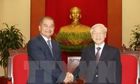 KPV-Generalsekretär Nguyen Phu Trong empfängt Delegation der Revolutionären Volkspartei Laos
