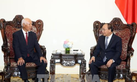 Premierminister empfängt den ehemaligen Vorsitzenden des japanischen Konzerns Taisei