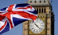 Brexit: Britische Premierministerin verpflichtet eine beste Vereinbarung für Unternehmen