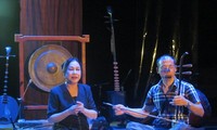  Musikband Dong Kinh Co Nhac erneuert folkloristische Musik