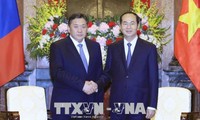 Staatspräsident Tran Dai Quang empfängt den mongolischen Parlamentspräsident