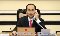 Staatspräsident Tran Dai Quang führt Telefongespräch mit US-Präsidenten Donald Trump