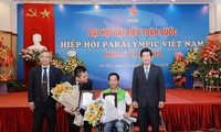 Ehrung der vietnamesischen Sportler mit Behinderung