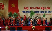 Das Camp „Jugendliche lernen nach dem Vorbild des Präsidenten Ho Chi Minh” in Tan Trao