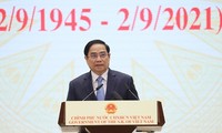 Premierminister Pham Minh Chinh nimmt am Gipfel für globalen Dienstleistungshandel teil