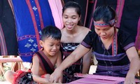 Die Feste der Volksgruppe der Co Tu in Da Nang wiederbeleben 