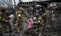 Schätzungsweise vier Millionen Menschen aus der Ukraine evakuieren