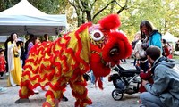 Lebendiges vietnamesisches Familienfest in Belgien