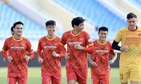 Vietnamesische Fußballmannschaft wartet auf das Spiel gegen Philippinen