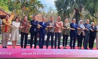 43. ASEAN-Gipfel diskutiert über regionale Sicherheitsfrage