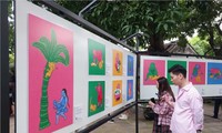 Gemäldeausstellung übermittelt vietnamesische Folklore