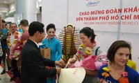 Vietnam welcomes first foreign visitors in 2018