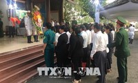 People mourn former PM