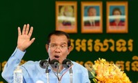 Cambodian PM to attend funeral for President Tran Dai Quang  