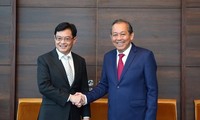 Singapore considers Vietnam successful development model