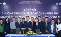 Vingroup pledges 840,000 USD for coronavirus research in Vietnam