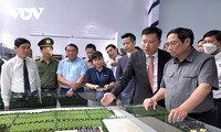 Construction of key industrial park in Binh Thuan begins 