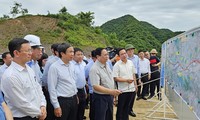 PM inspects key socio-economic facilities in Ninh Binh