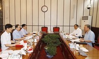 Party General Secretary, President To Lam chairs meeting of key leaders  