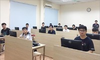 นักเรียนเวียดนามได้7เหรียญเงินการแข่งขันคอมพิวเตอร์โอลิมปิกเอเชีย