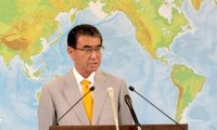 รัฐมนตรีต่างประเทศญี่ปุ่นย้ำถึงความจำเป็นต้องธำรงการเคารพกฎหมายในทะเลตะวันออก