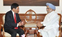 Indian Prime Minister receives Vietnam Foreign Minister