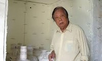 Nguyen Viet, savior of Vietnamese celadon