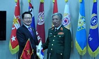 Vietnam, RoK hold second defense dialogue