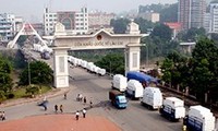 Vietnam targets 67 billion USD in border trade by 2015
