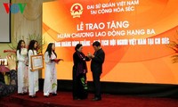 Labor Order conferred to Chairman of Vietnamese Association in the Czech Republic