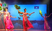 Cambodia celebrates Vietnam Culture Week 2014