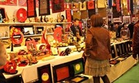Vietnamese handicrafts a hit at trade fair in India