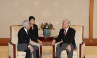 Party leader meets Japanese Emperor