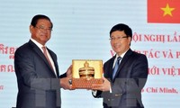 Vietnamese, Cambodian border provinces foster cooperation