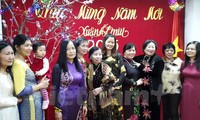 Overseas Vietnamese in Algeria celebrate Tet