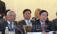Vietnam attends first meeting of Eurasian parliament speakers