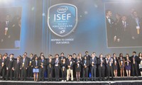 越南学生在世界科技创新比赛中获奖