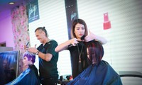 意大利著名发型师卡罗•弗朗科访问越南